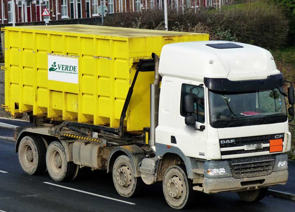 Ritiro e Trasporto rifiuti pericolosi e non pericolosi eternit amianto plastica leghe metalliche alluminio carta cartone a Linarolo e Belgioioso